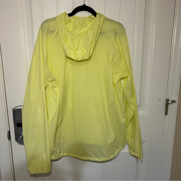 Mountain Equipment Company Yellow Light Weight Packable Hooded Windbreaker Large - Picture 7 of 12